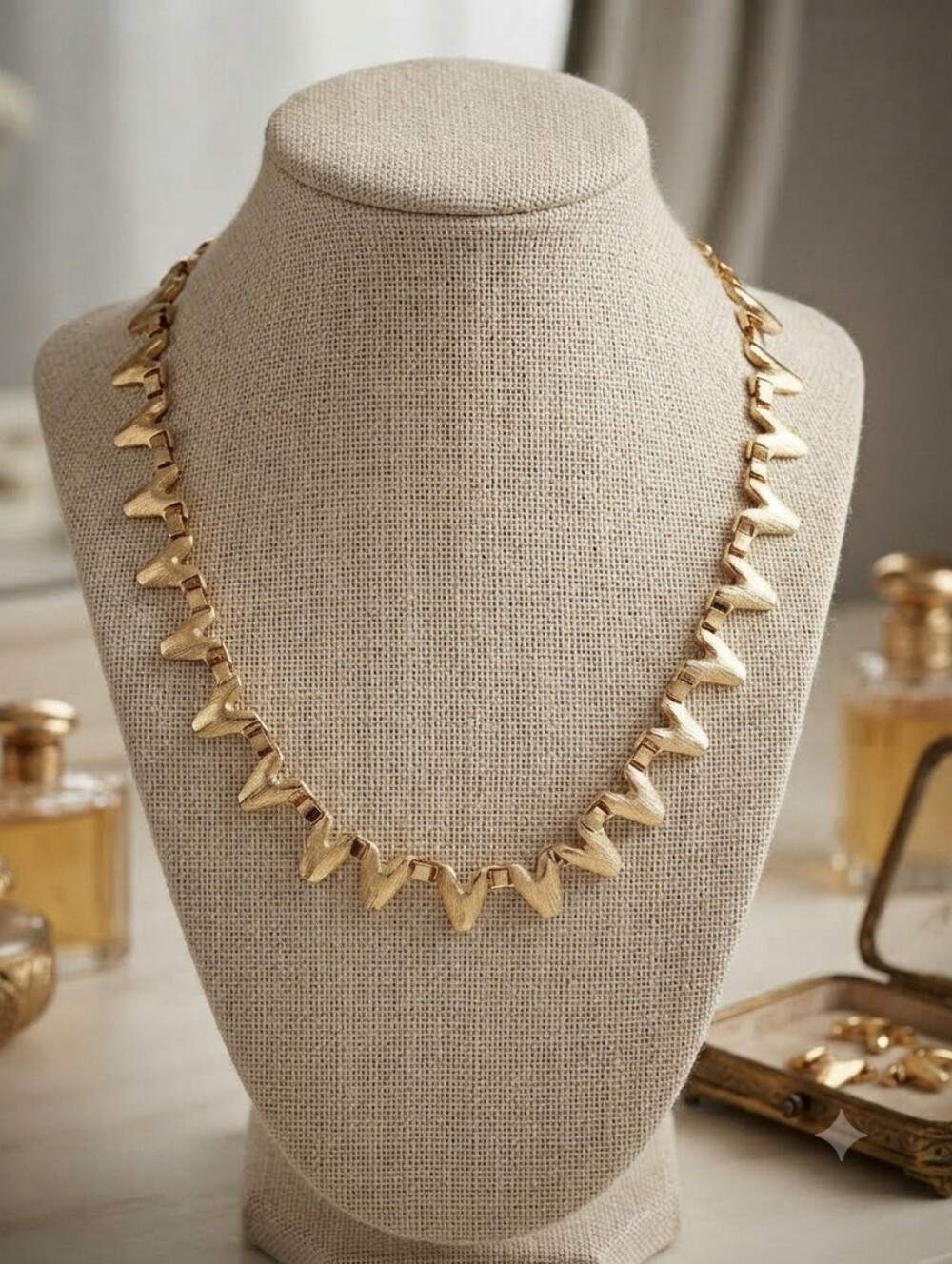 Vintage Textured Gold-Tone Link Necklace